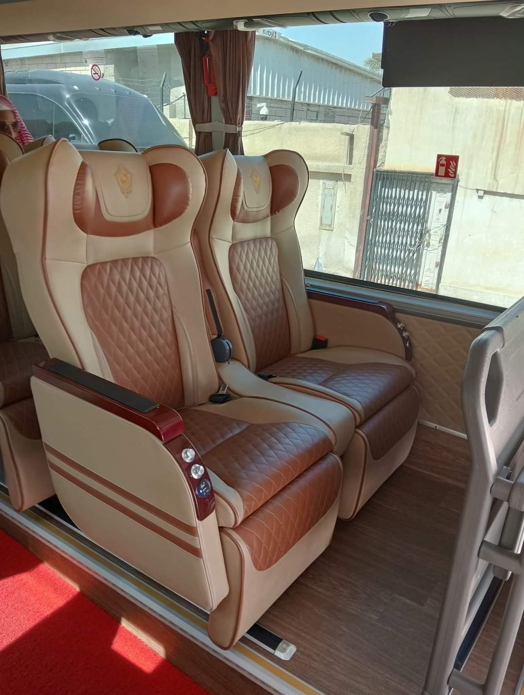 باص من مكة إلى الرياض — صورة من أسطول أمجاد الرياض